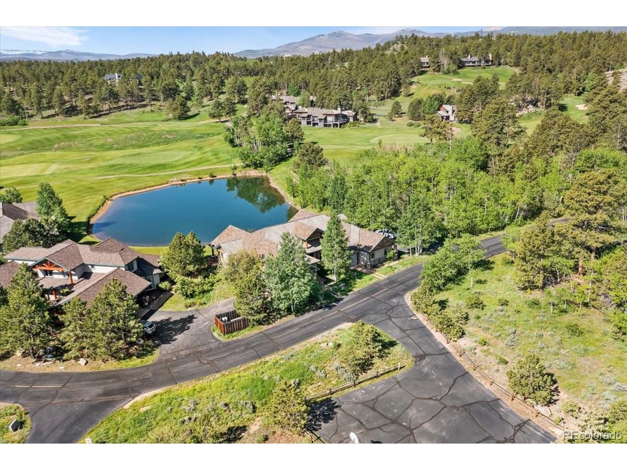378 Fox Acres Dr W