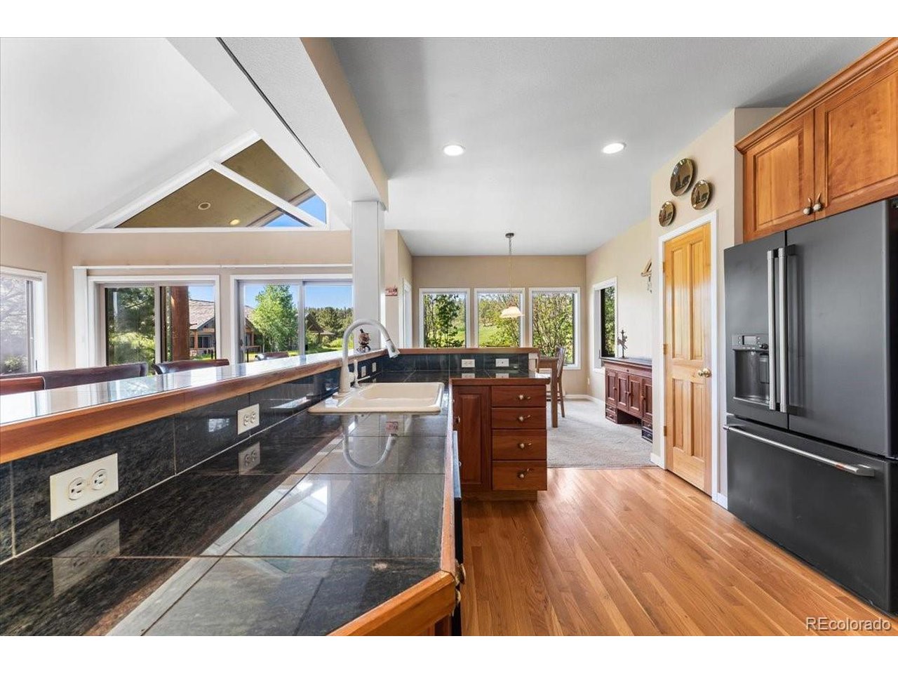 378 Fox Acres Dr W