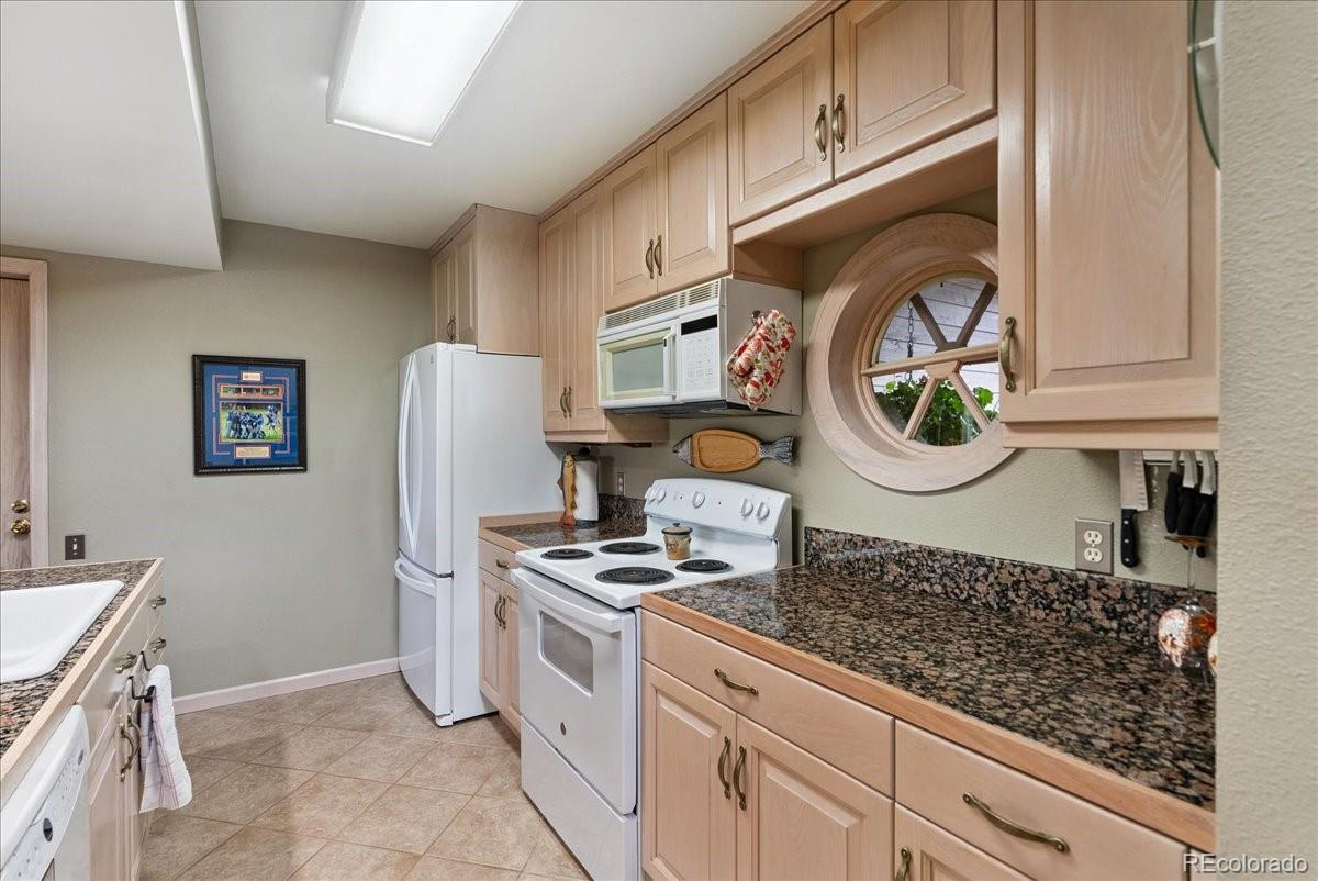 40 3 lakes ct