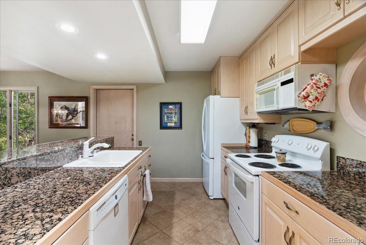 40 3 lakes ct