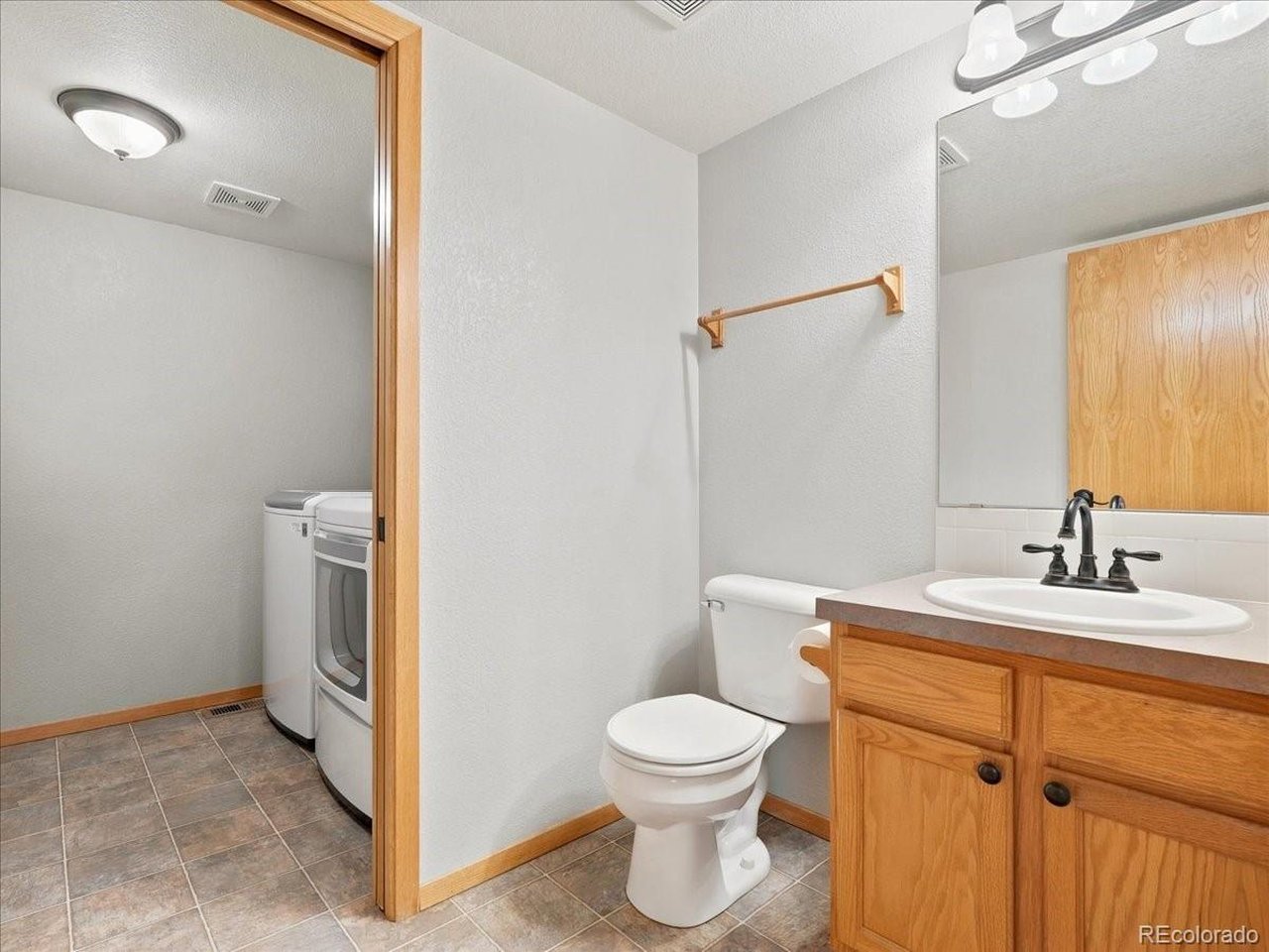 1515 Carmela Ct