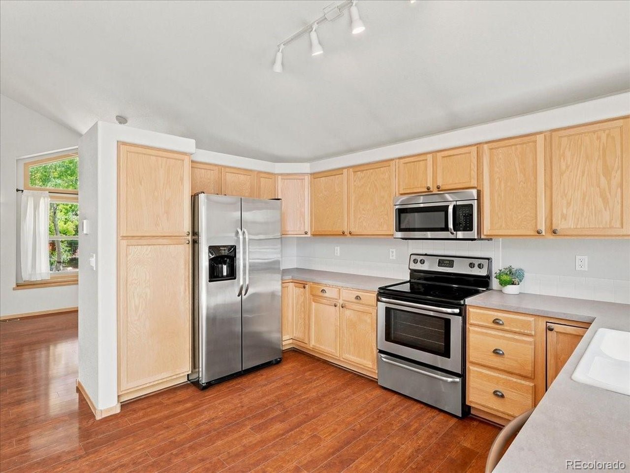1515 Carmela Ct