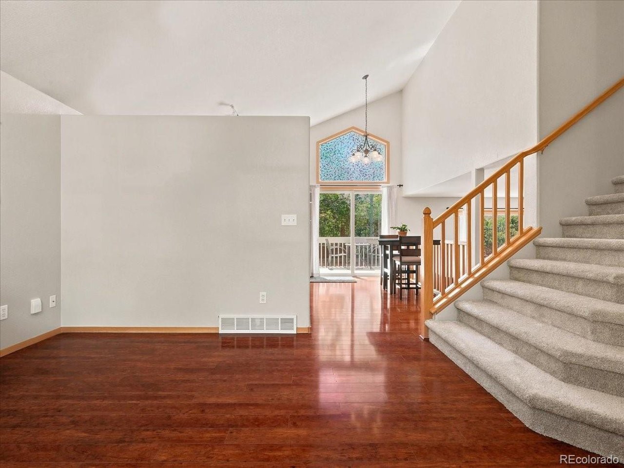 1515 Carmela Ct