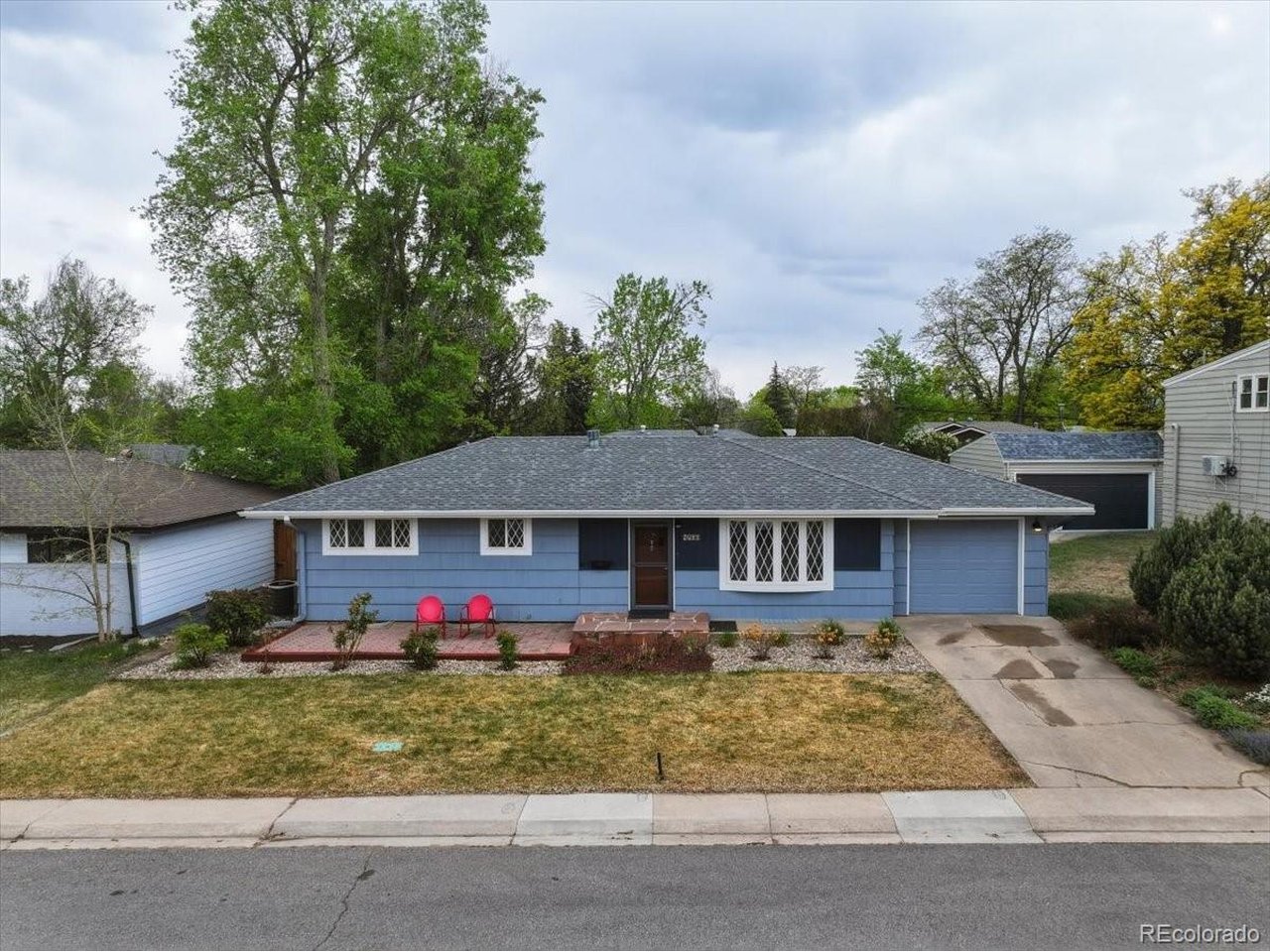 1829 Crestmore Pl
