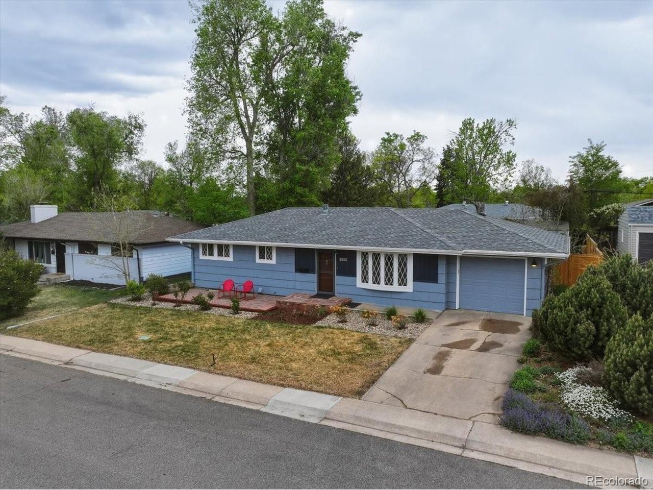 1829 Crestmore Pl