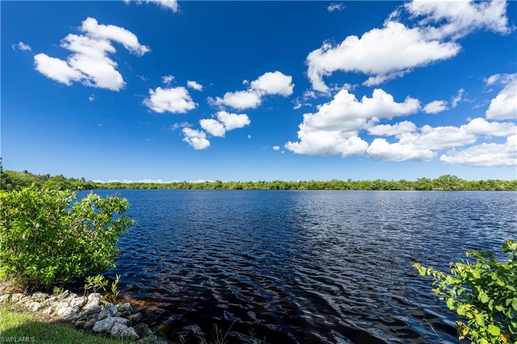 1015 Mainsail DR 103