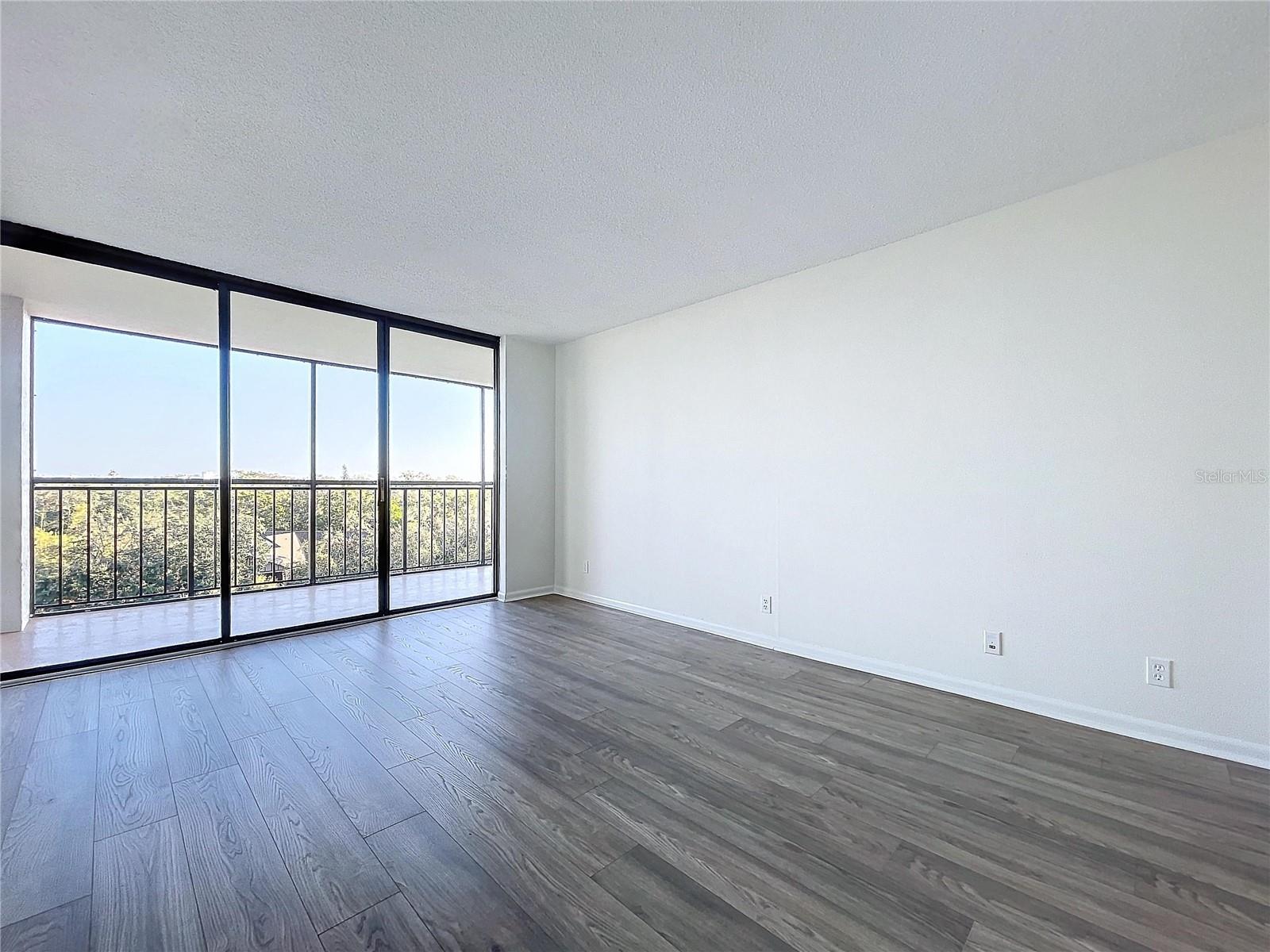 220 BELLEVIEW BLVD #609