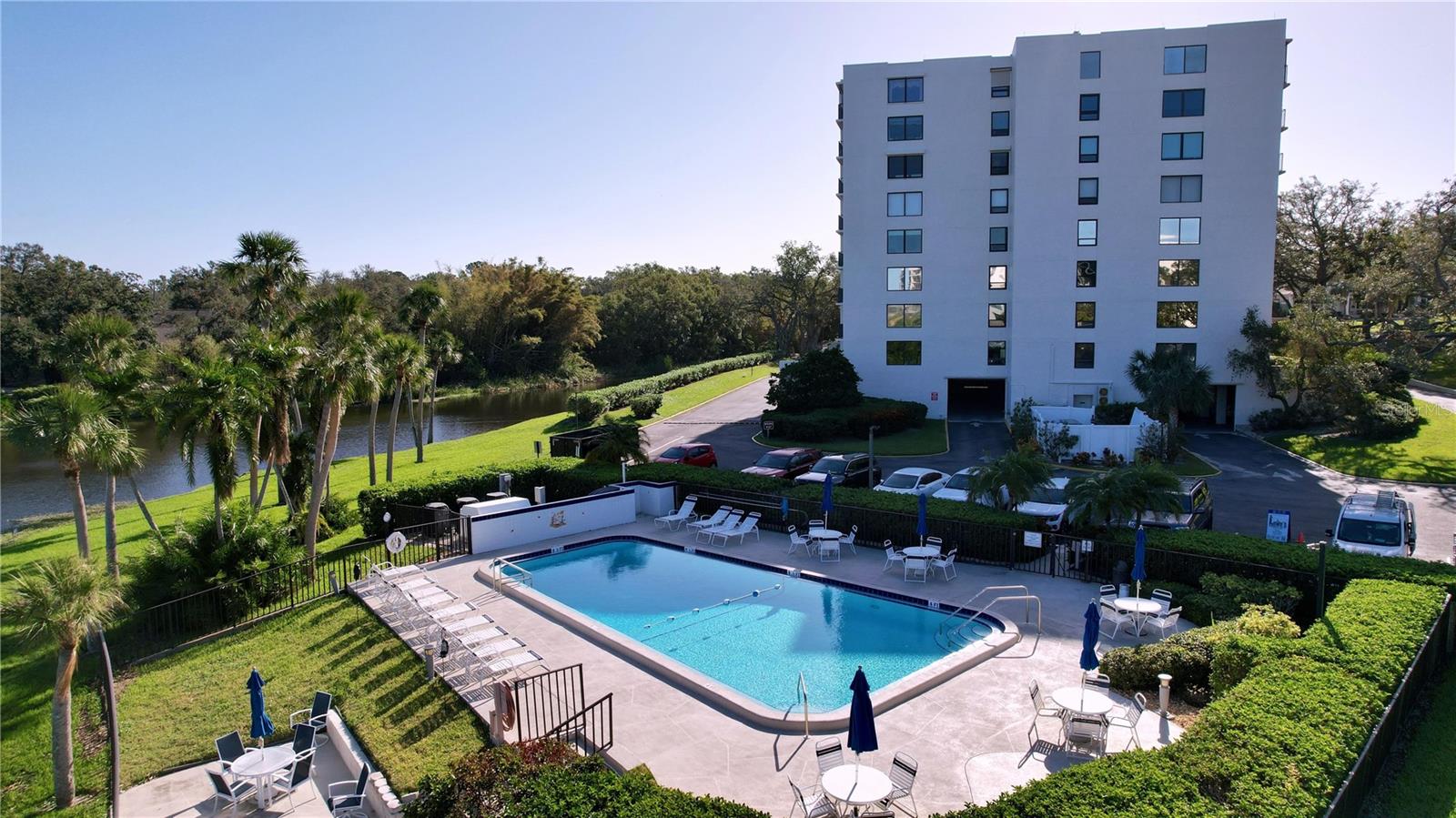 220 BELLEVIEW BLVD #609
