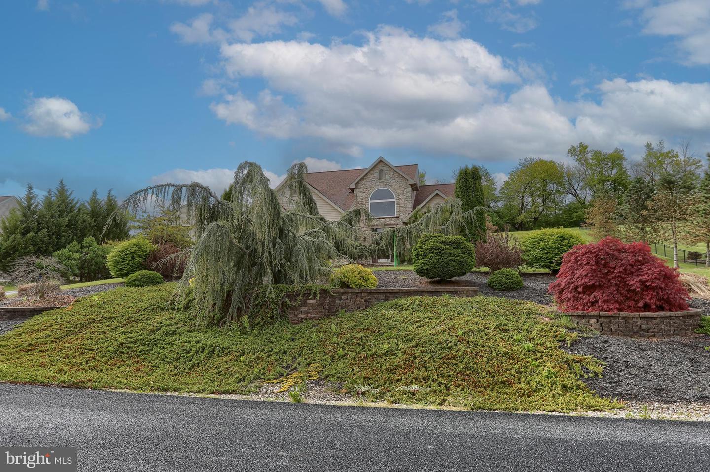 433 Eagleview Dr