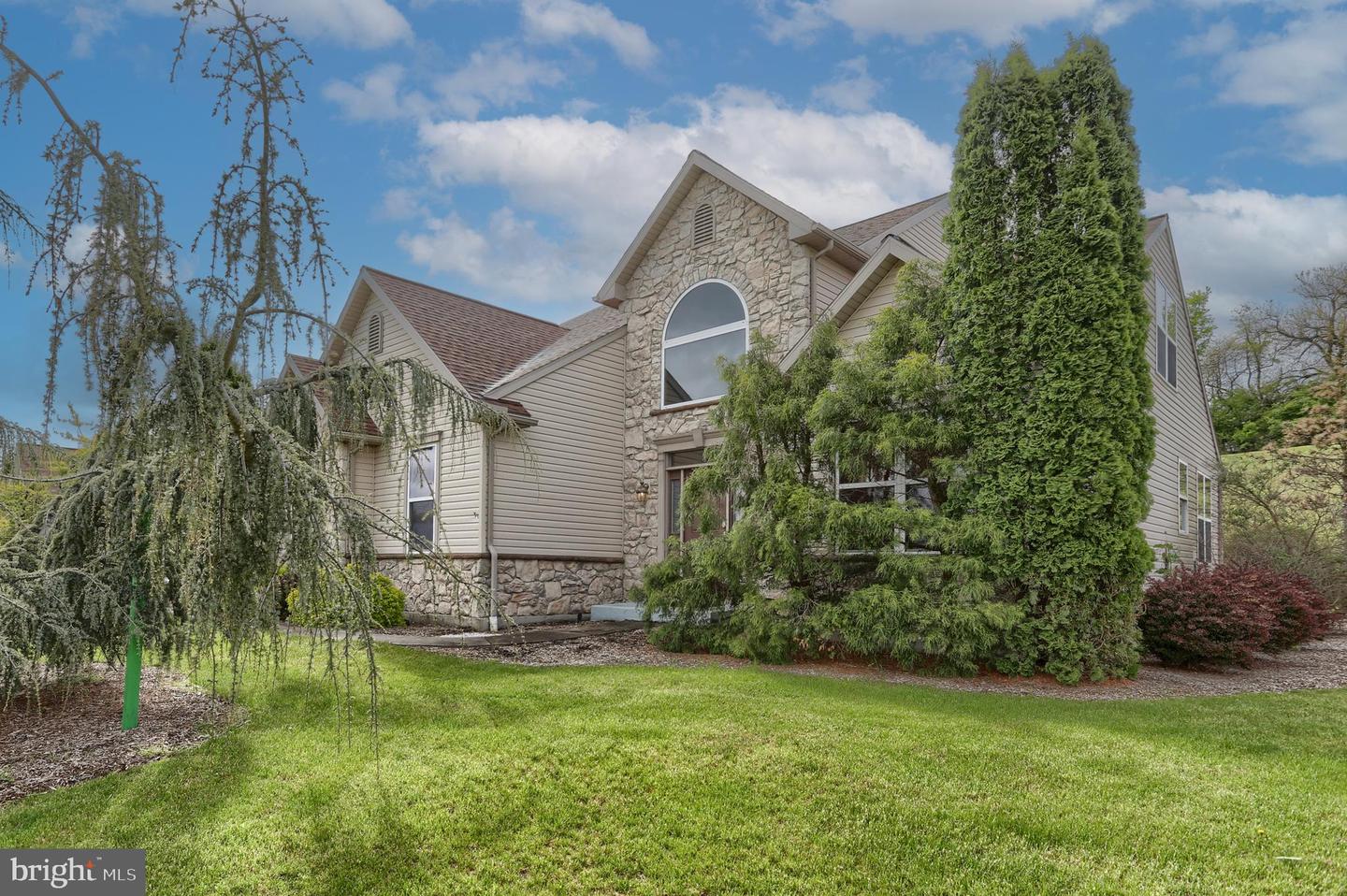433 Eagleview Dr
