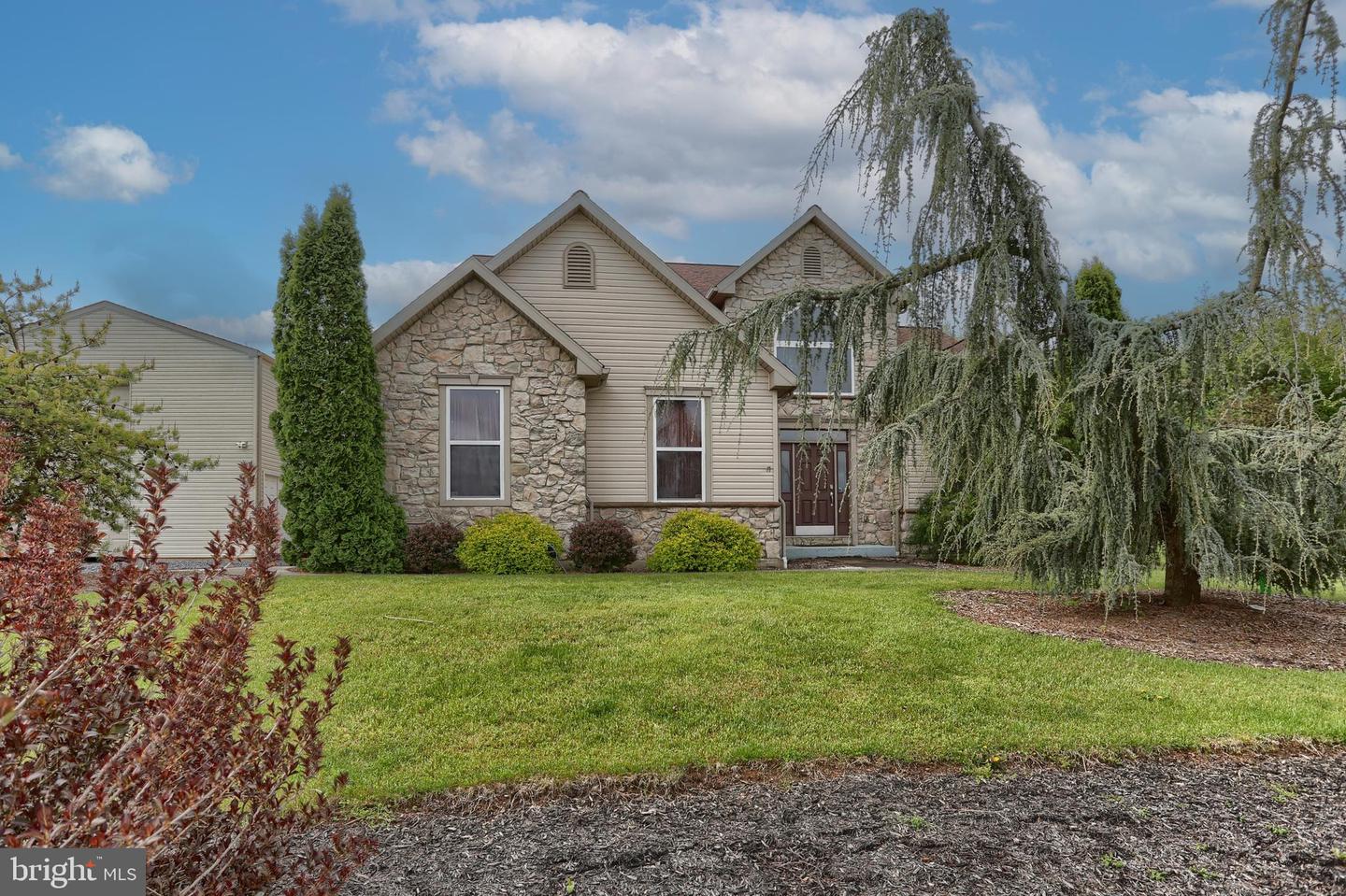 433 Eagleview Dr