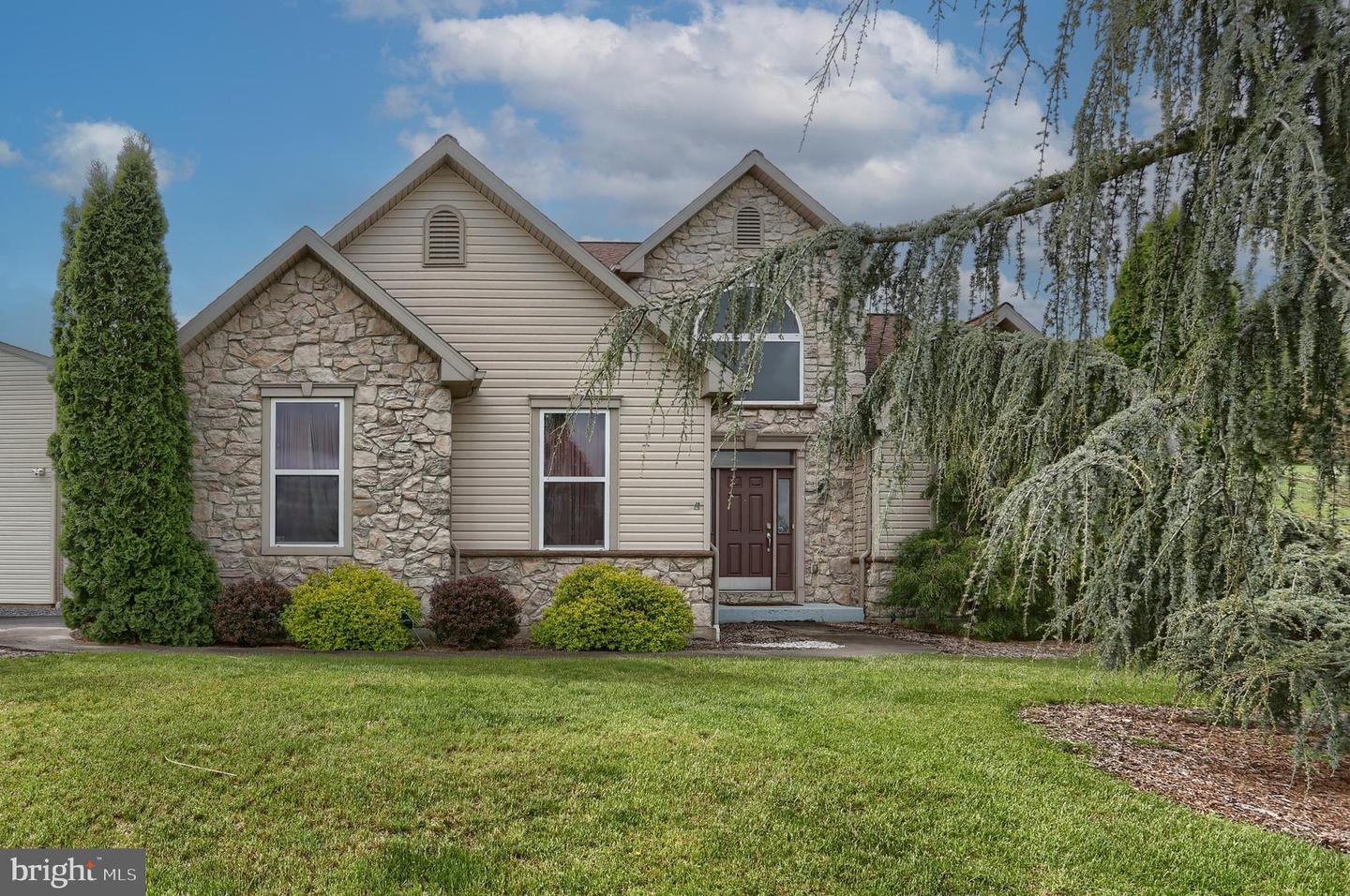 433 Eagleview Dr