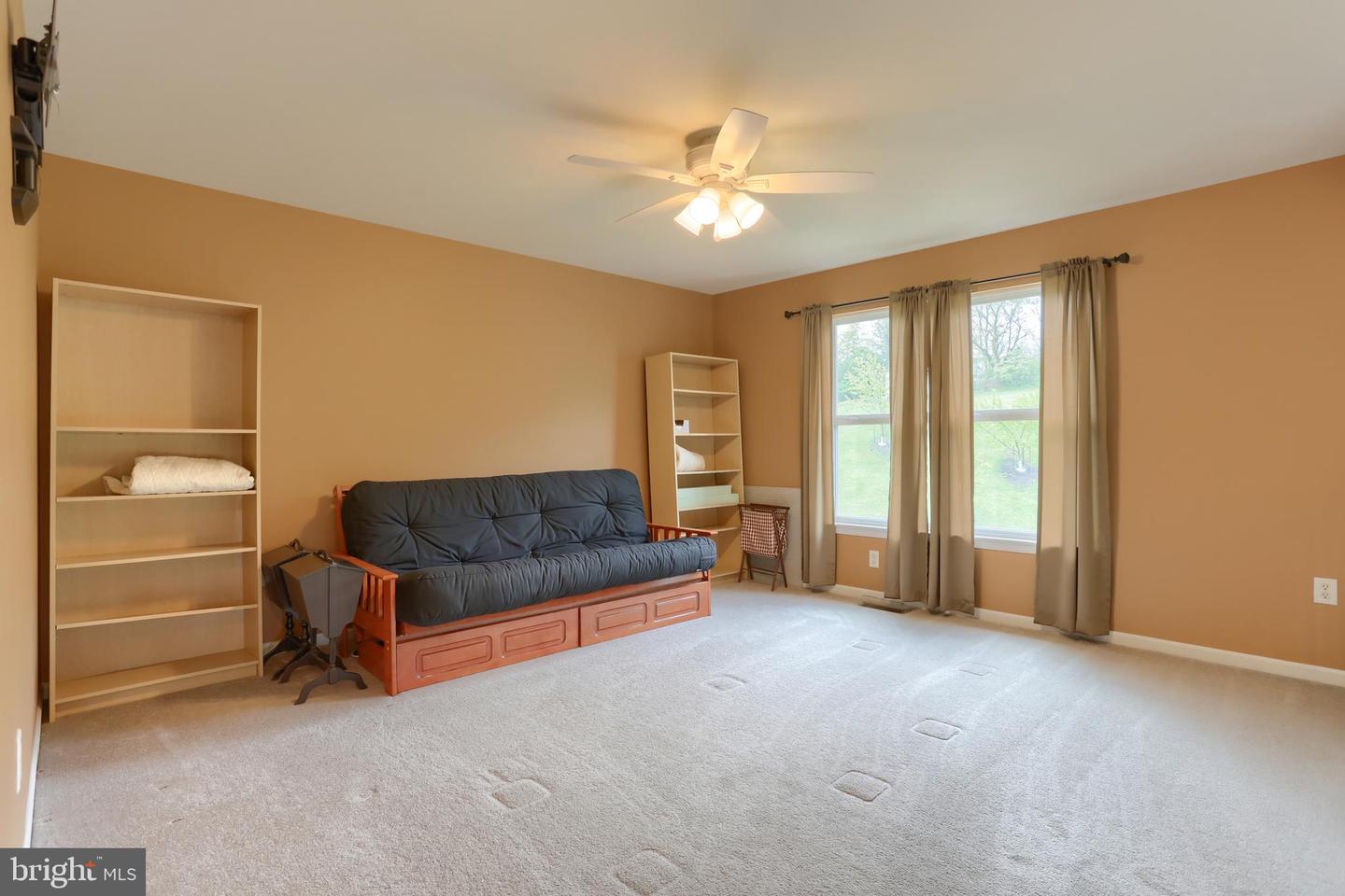 433 Eagleview Dr
