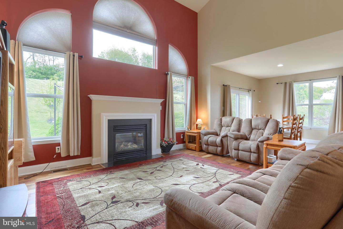 433 Eagleview Dr