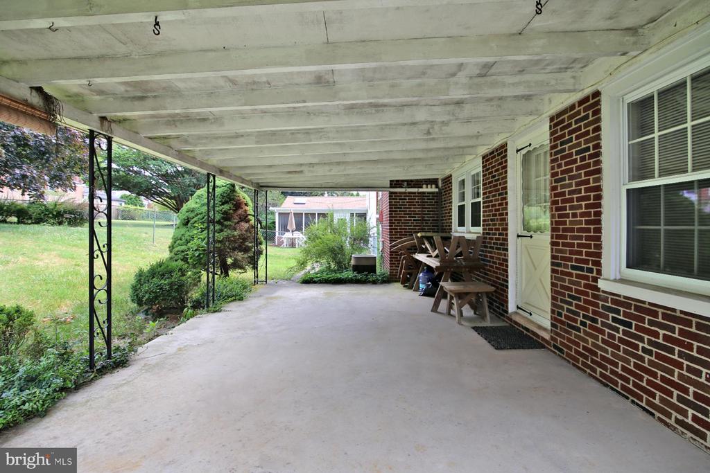 608 Penndale Ave