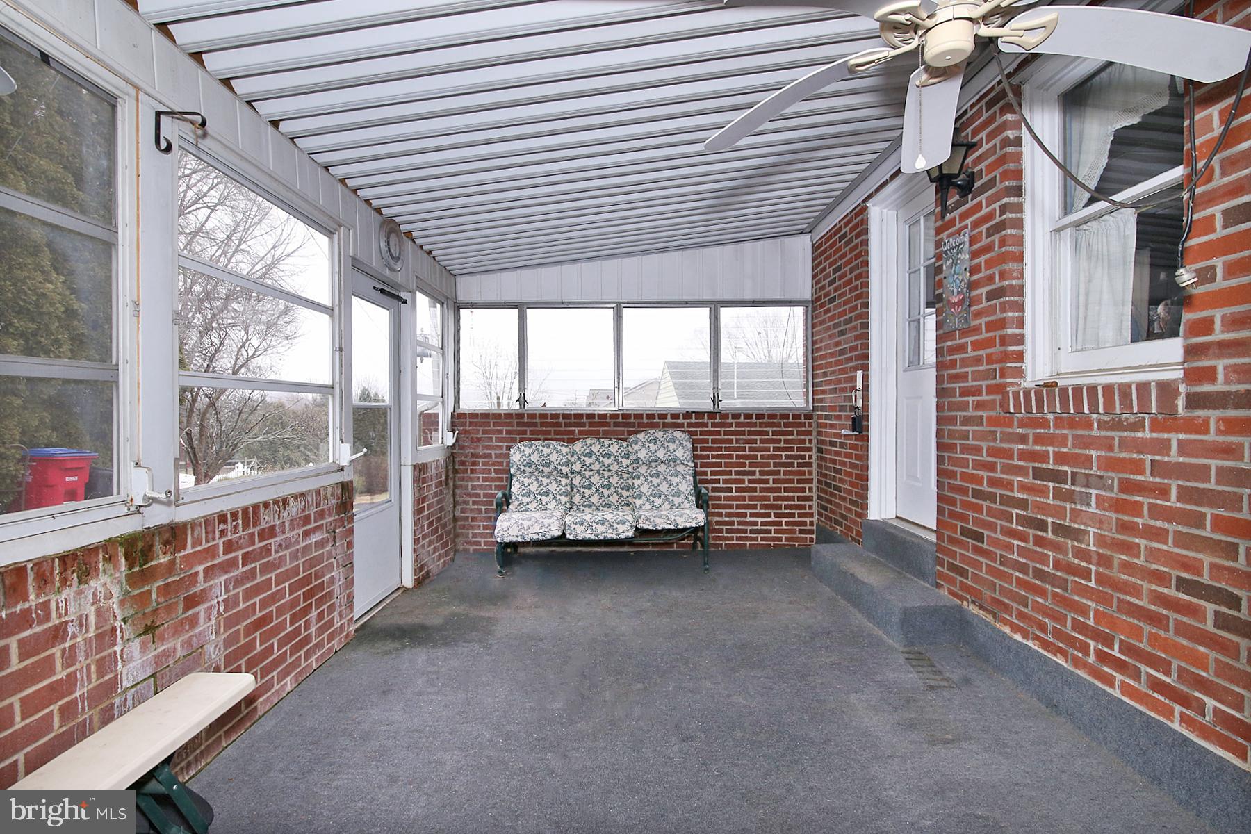 48 Wenrich Ave