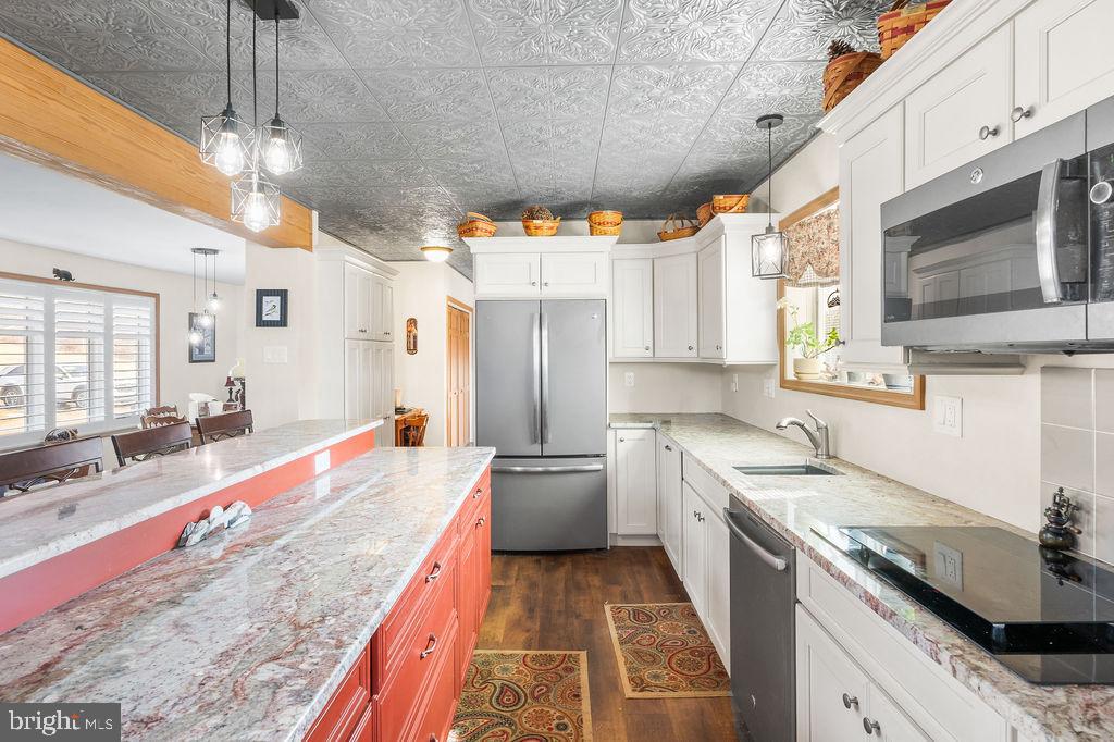 534 CHARMING FORGE ROAD