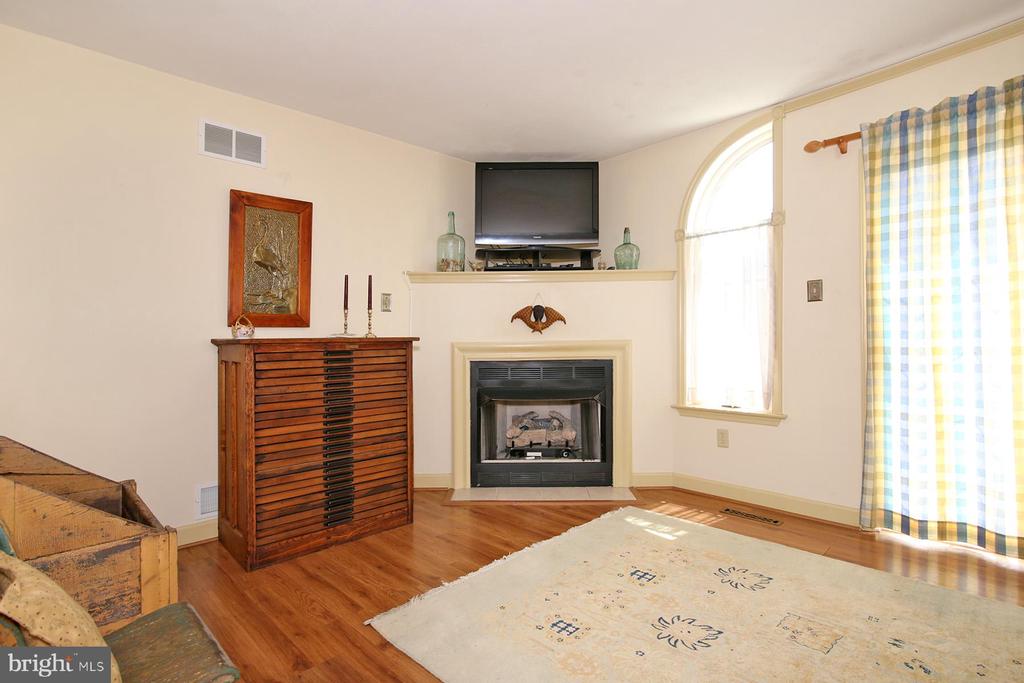 411 OMICRON PLACE