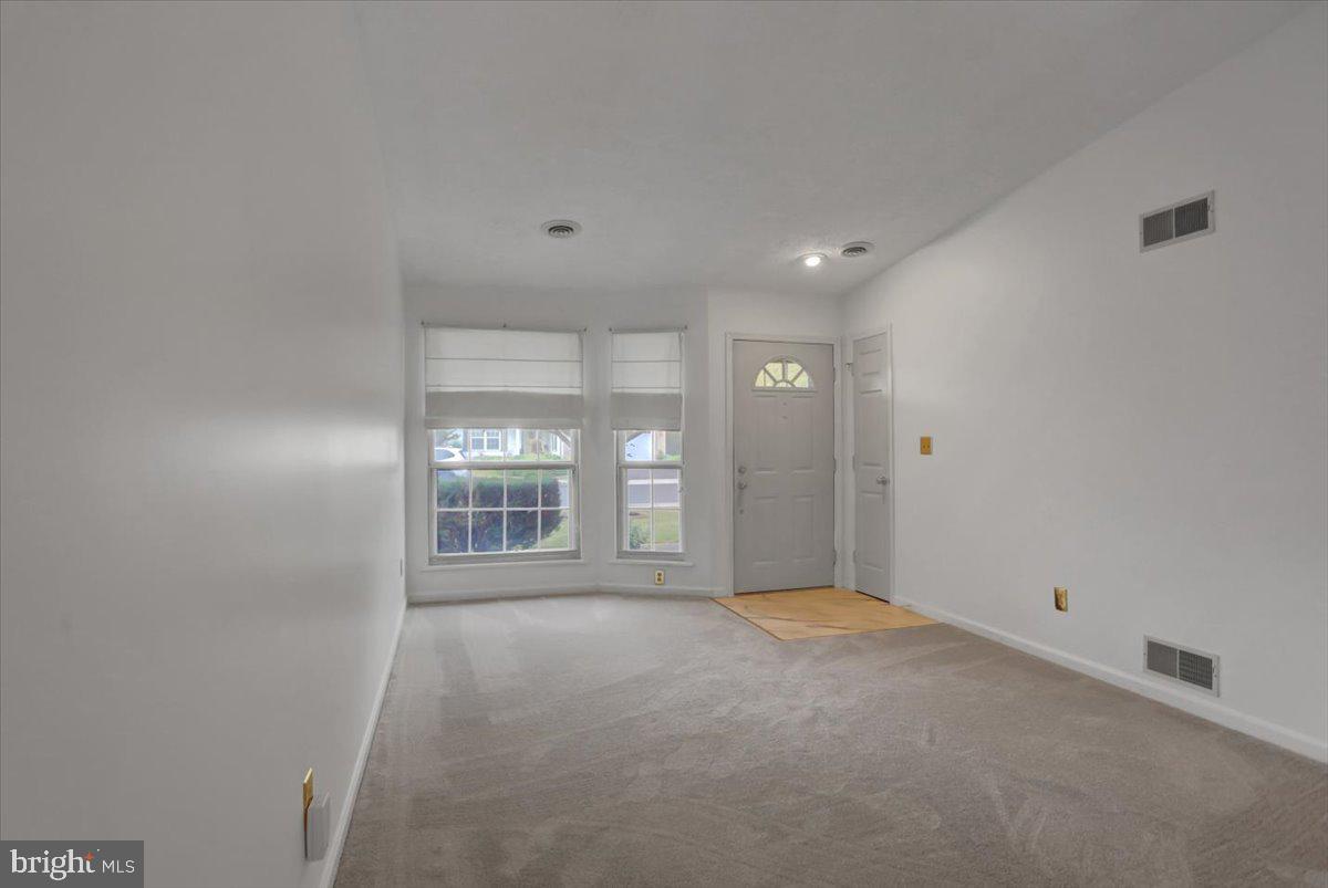41 Westfields Dr