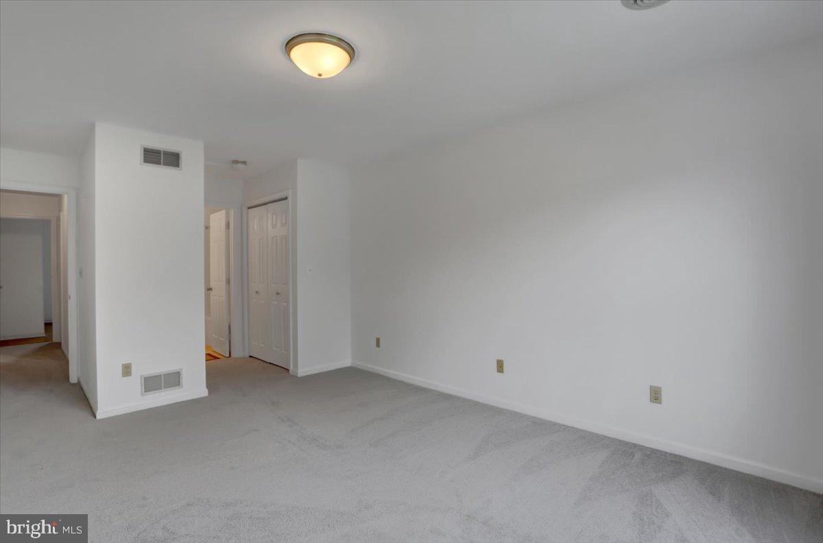 41 Westfields Dr