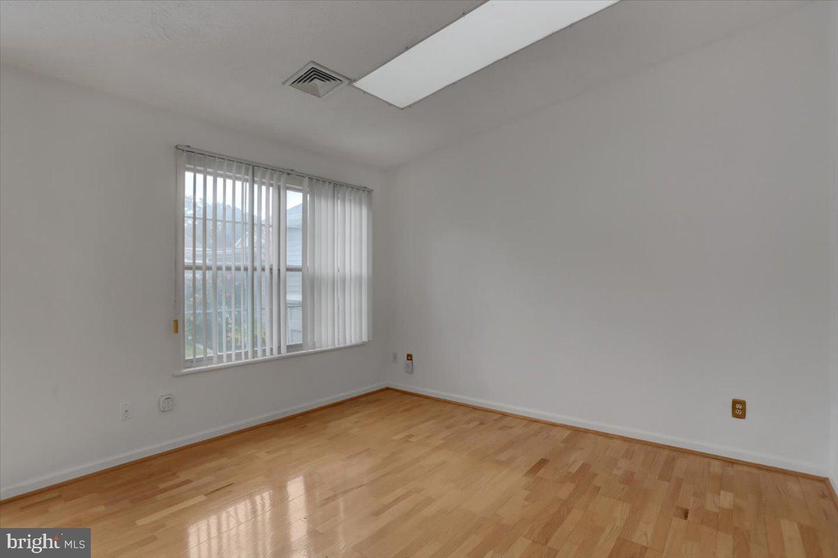 41 Westfields Dr