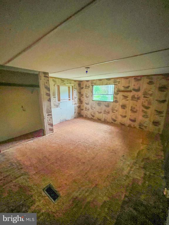 368 Martins Corner Rd