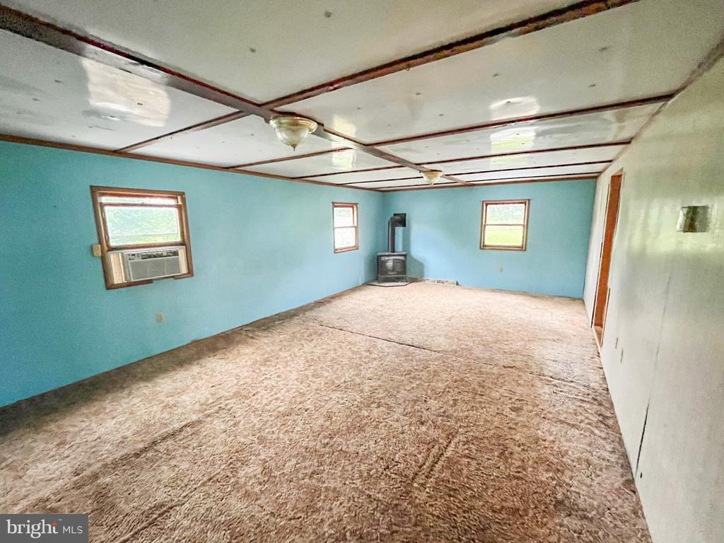 368 Martins Corner Rd