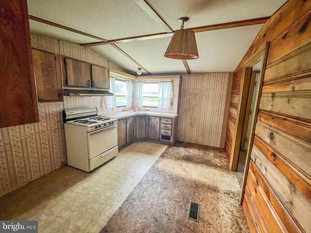 368 Martins Corner Rd