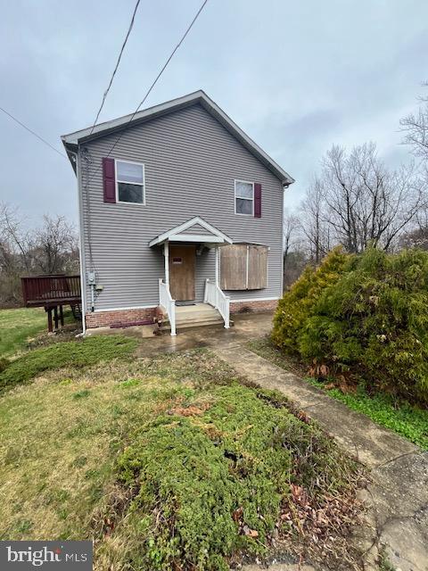 1051 Front St
