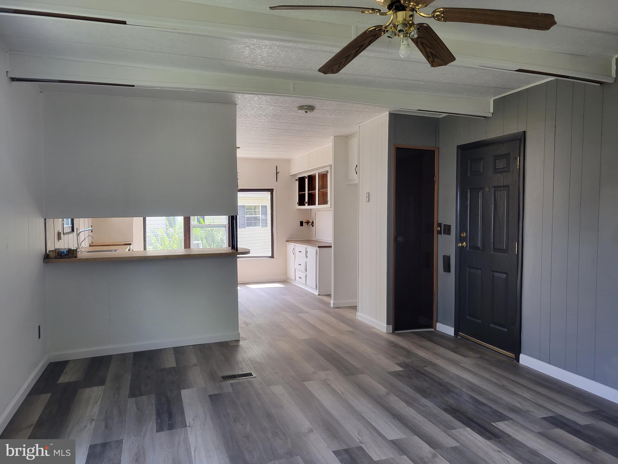 93 Oak Knoll Cir