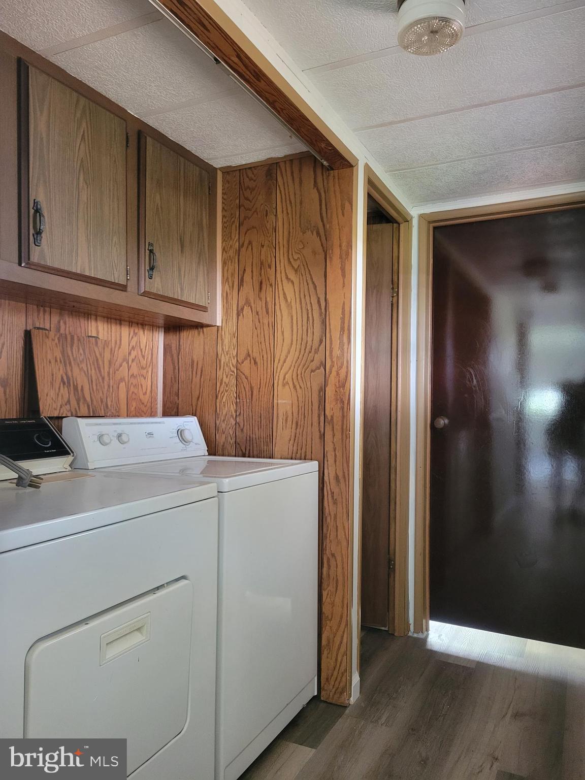 93 Oak Knoll Cir