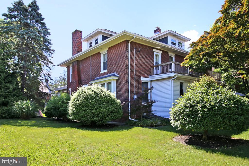 322 N Paxtang Ave
