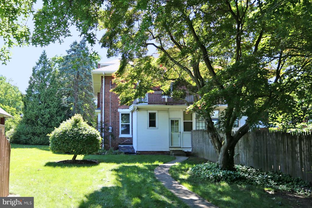 322 N Paxtang Ave