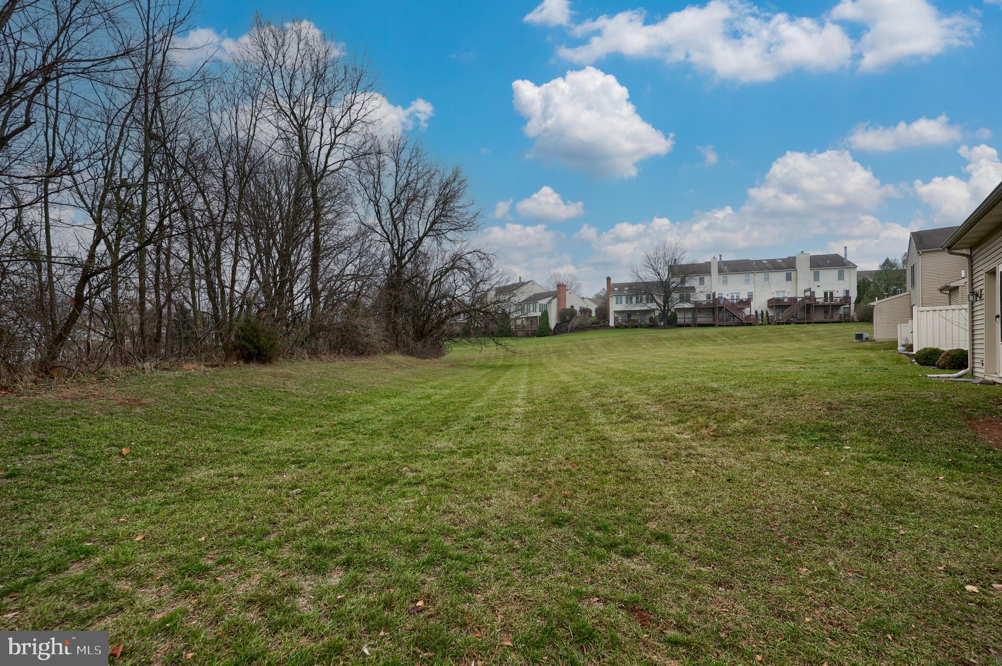 773 Creekside Dr