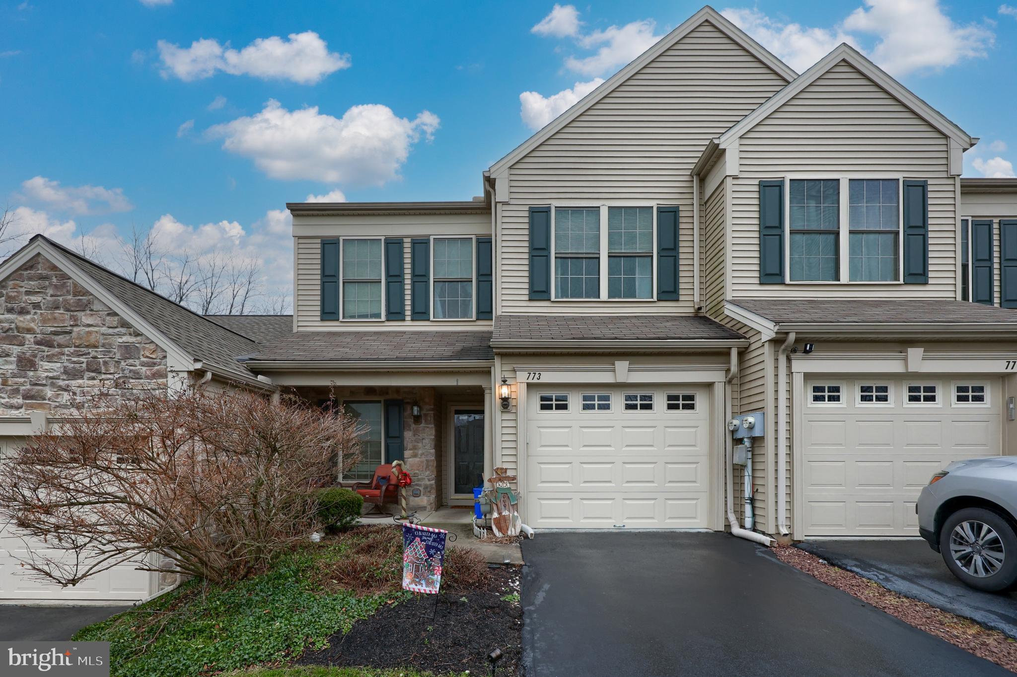 773 Creekside Dr