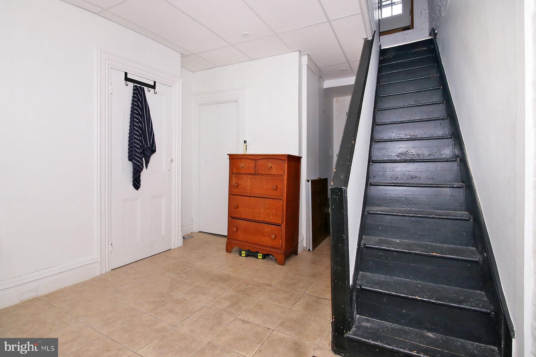 512 N 3RD STREET