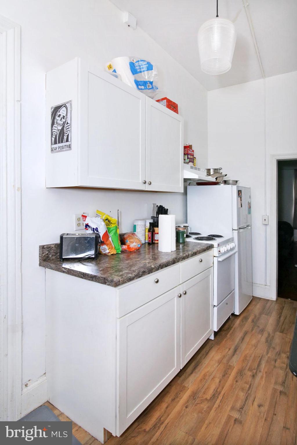512 N 3RD STREET