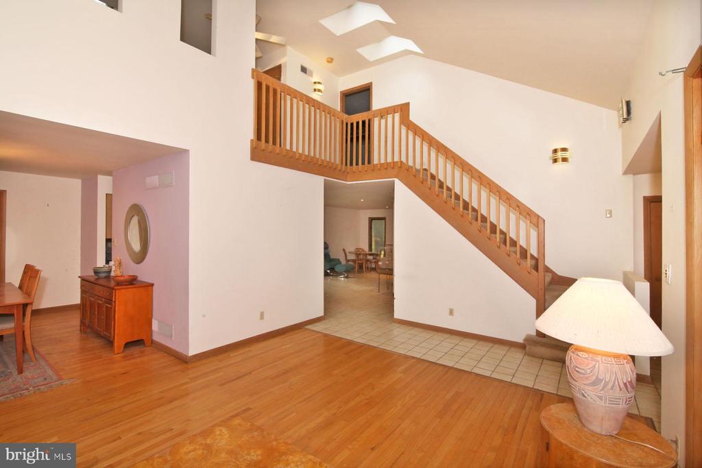 875 VERDEN DRIVE