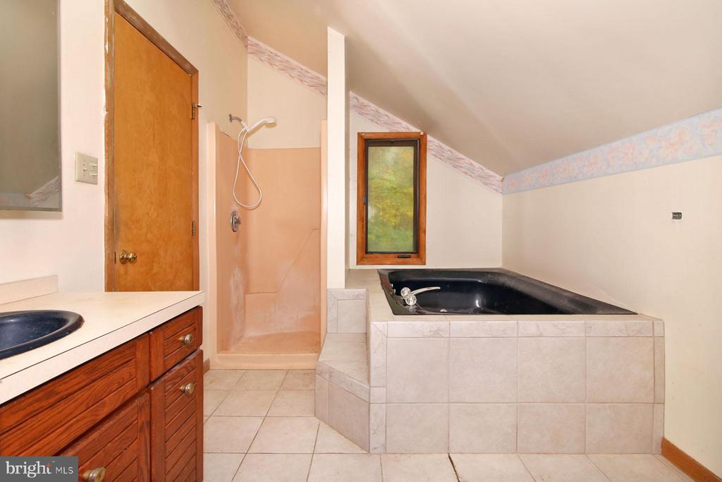 875 VERDEN DRIVE