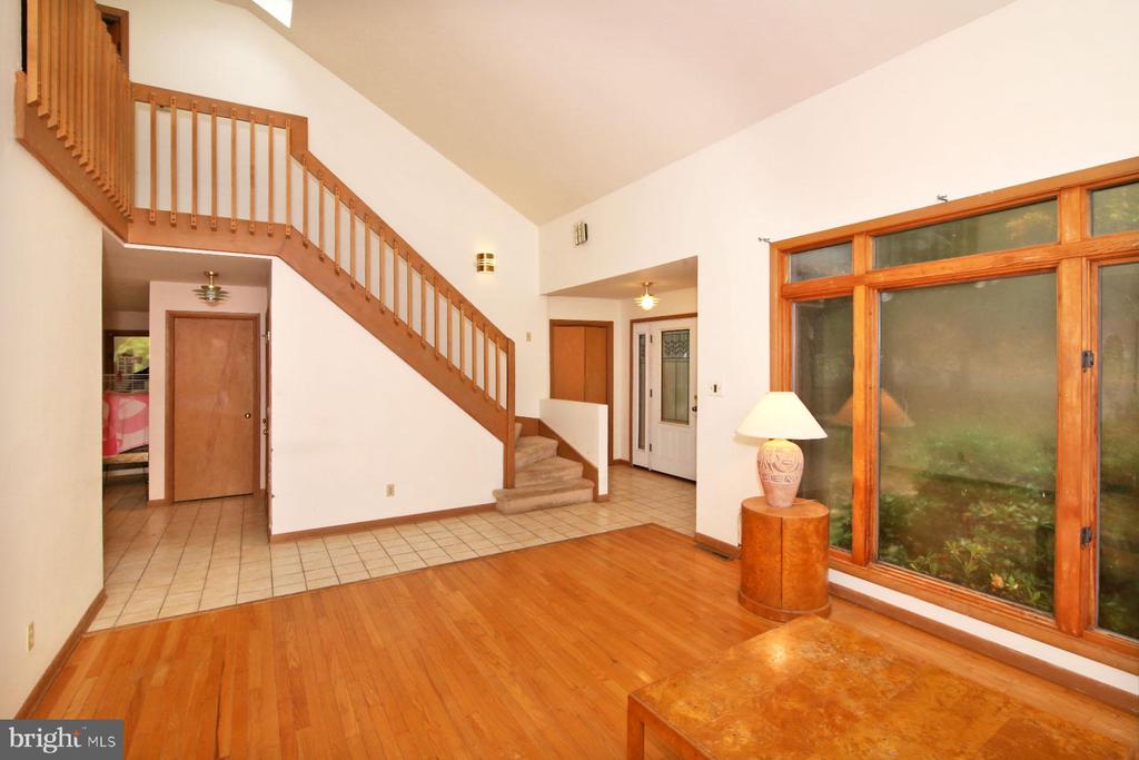 875 VERDEN DRIVE