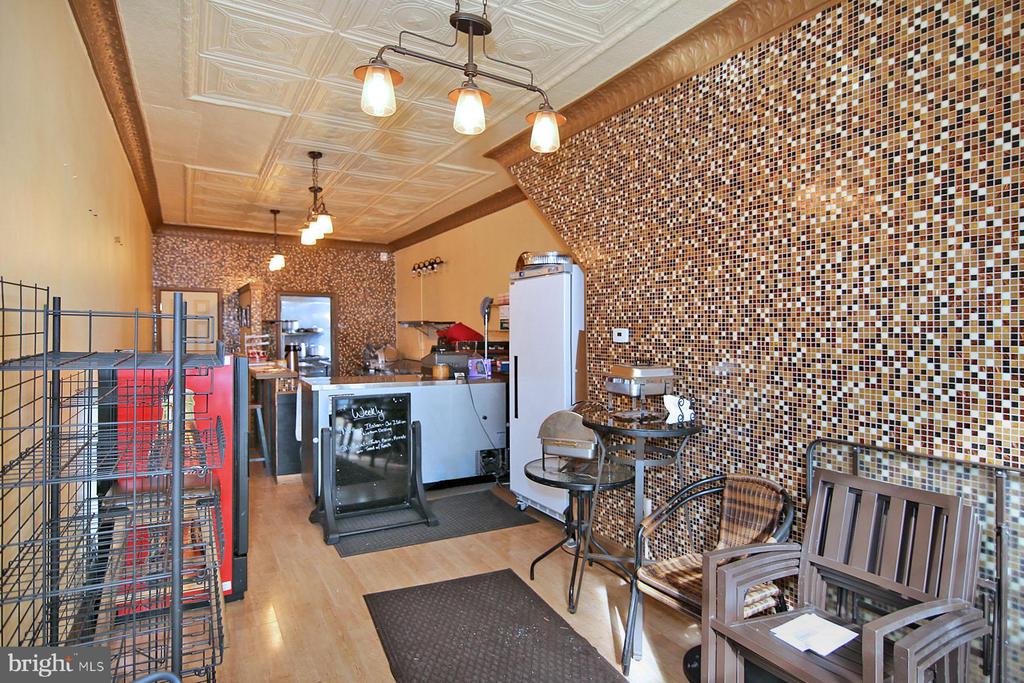 512 N 3RD STREET