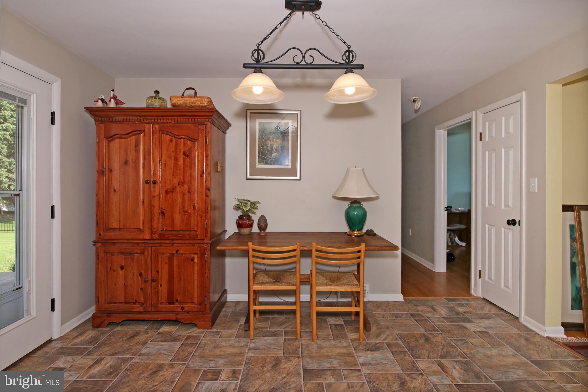 216 Snavely Mill Rd