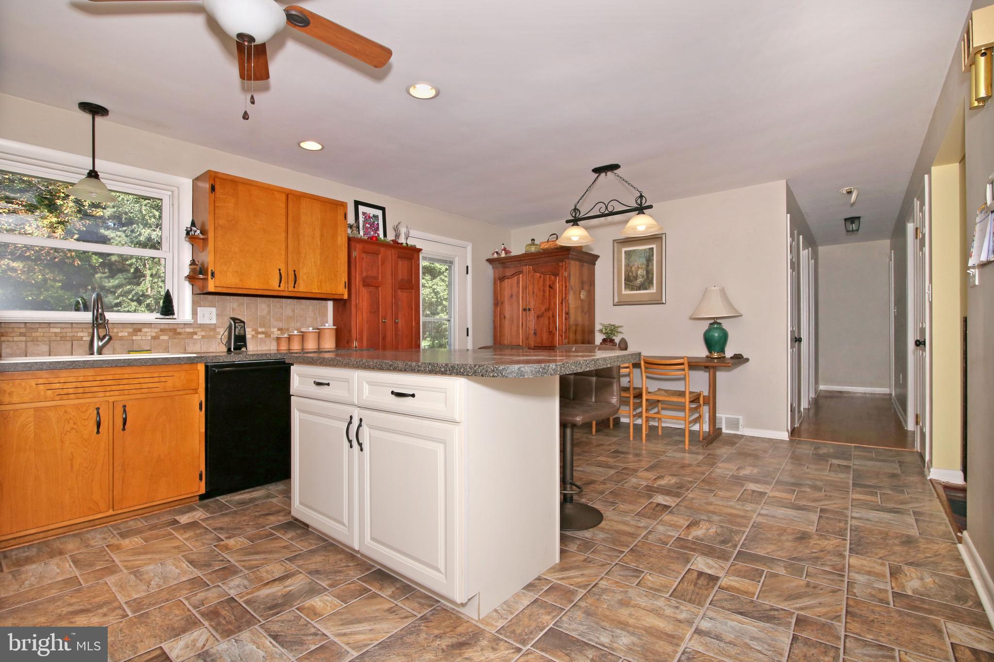 216 Snavely Mill Rd
