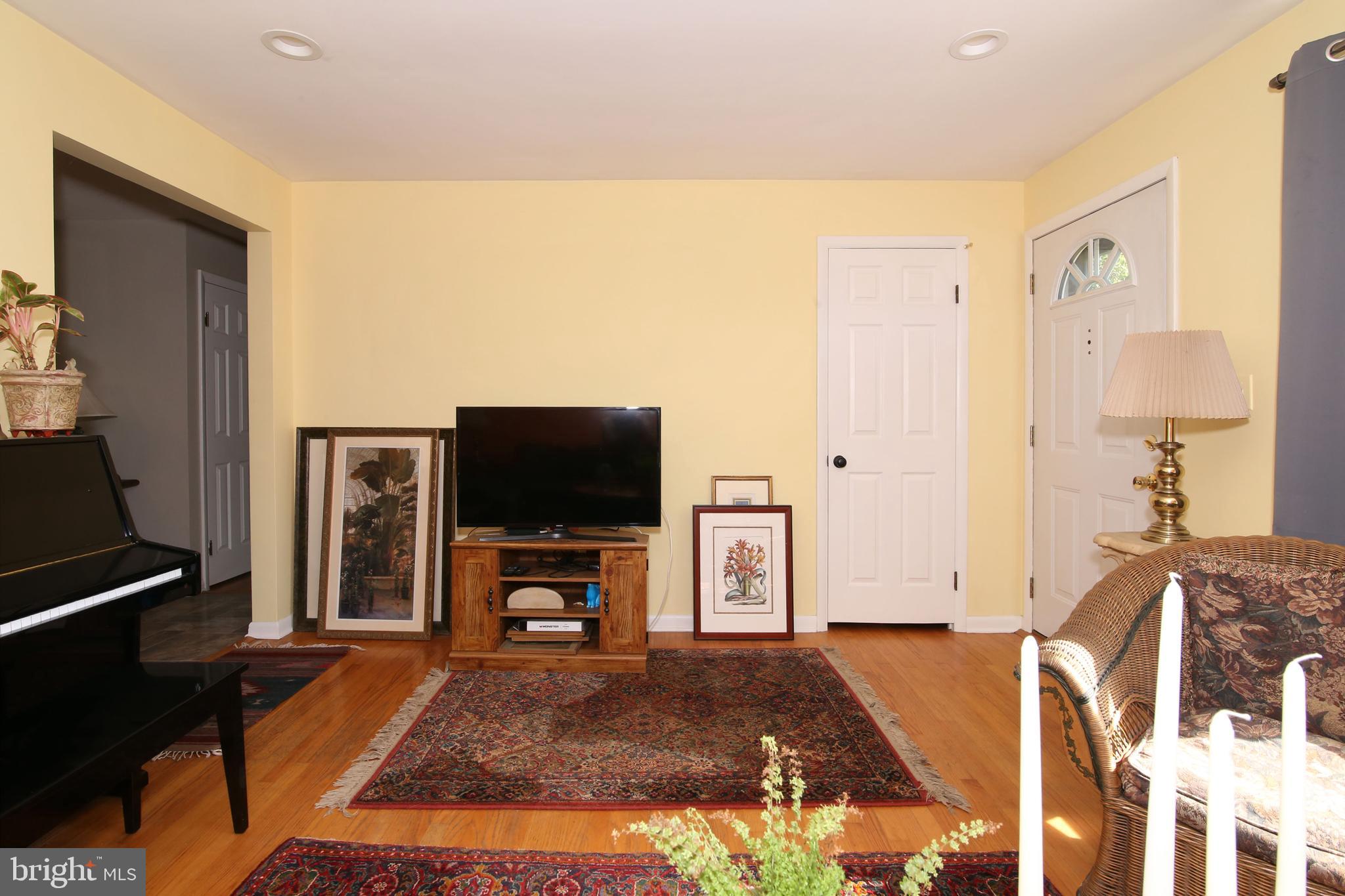 216 Snavely Mill Rd