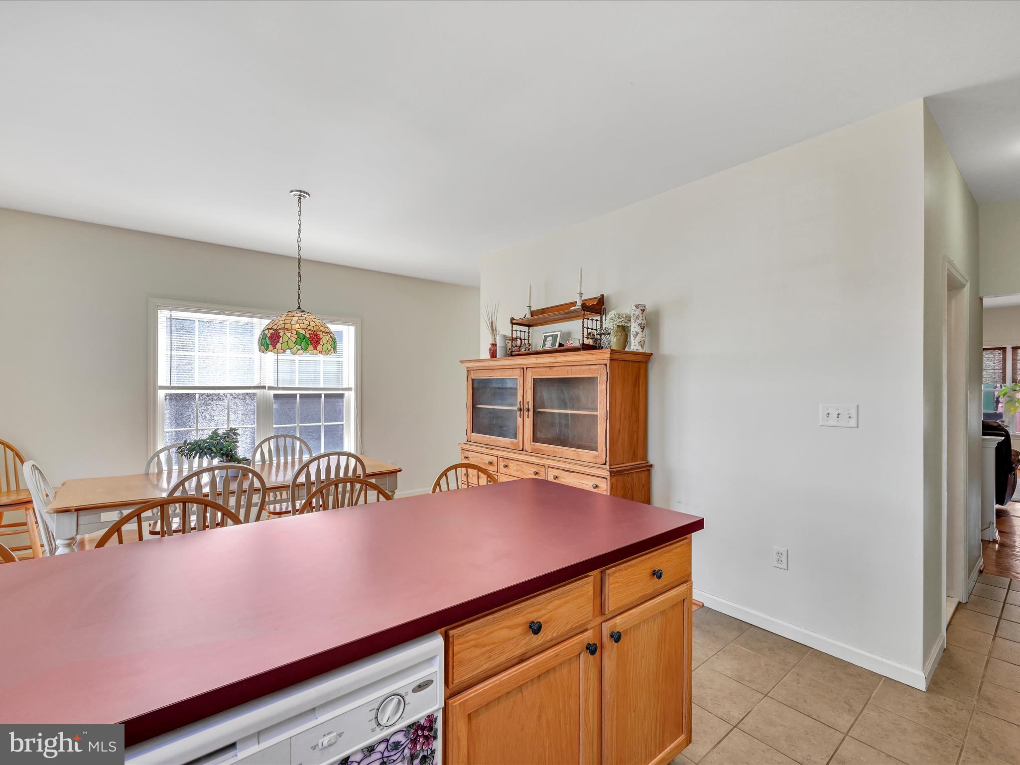 5 S Village Cir