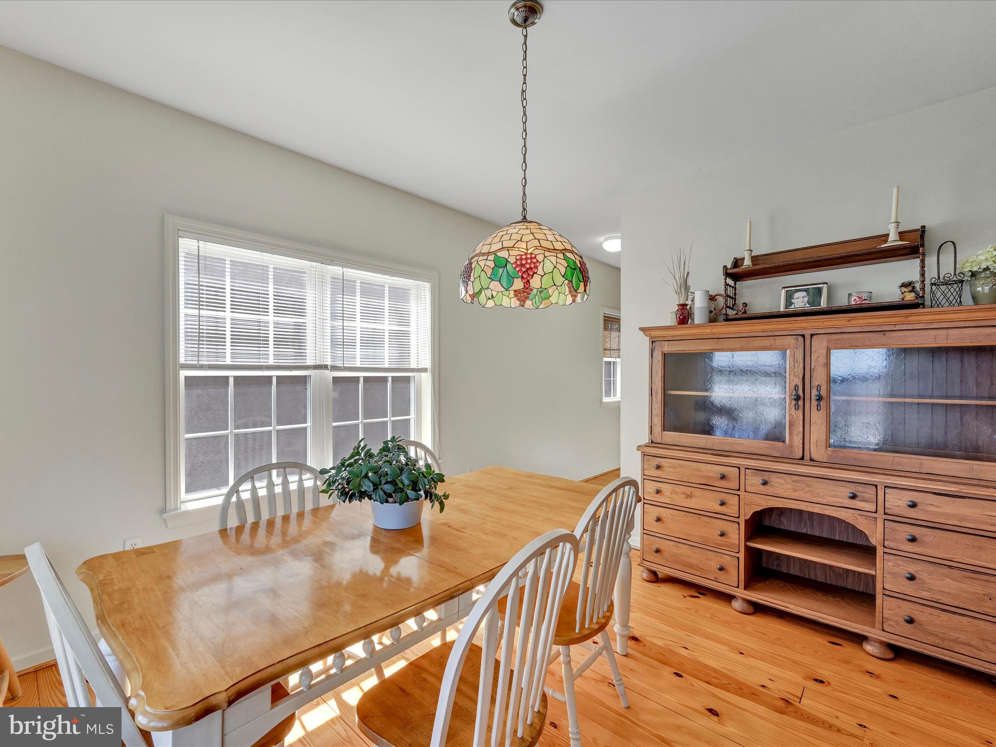5 S Village Cir