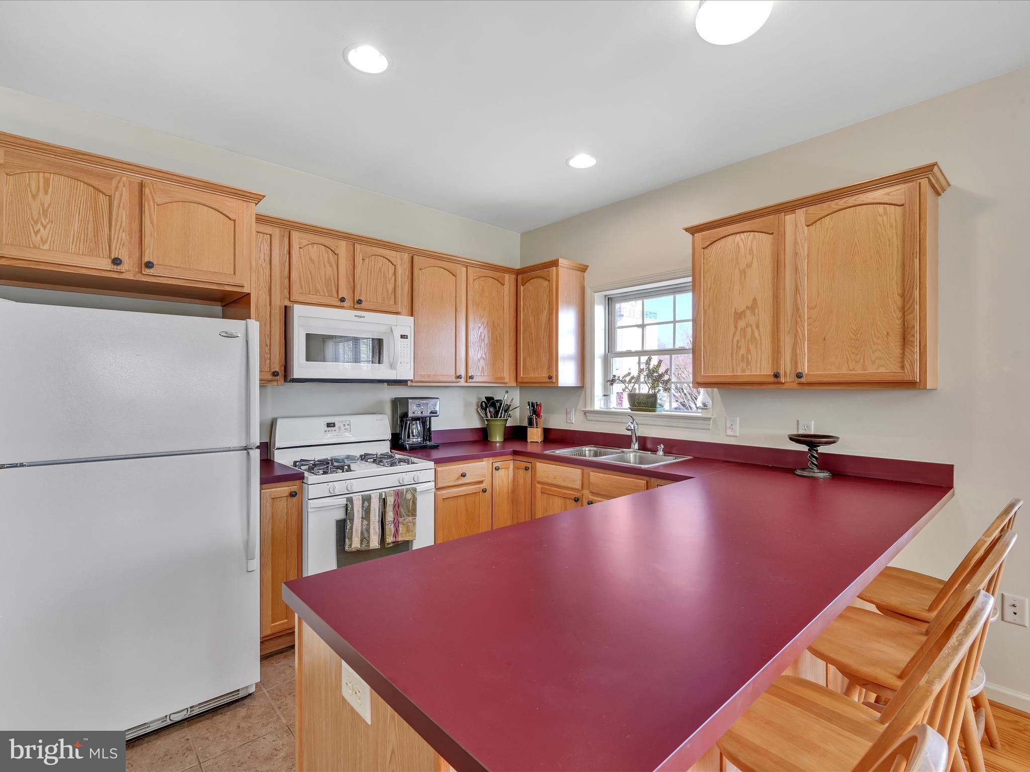 5 S Village Cir