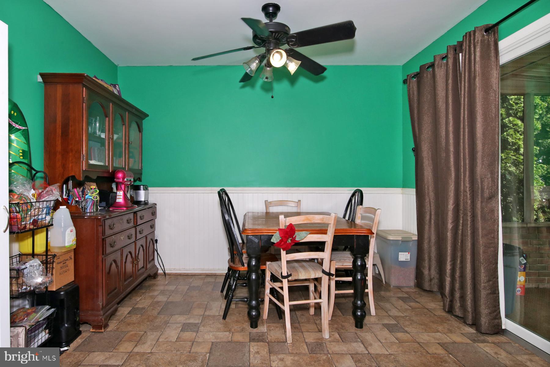 3 Edgemore Dr