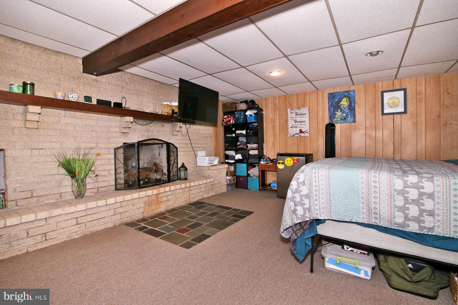 3 Edgemore Dr