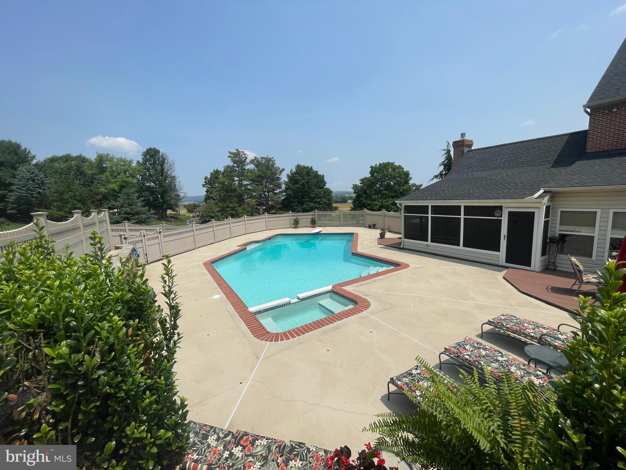 57 NORTHVIEW ROAD